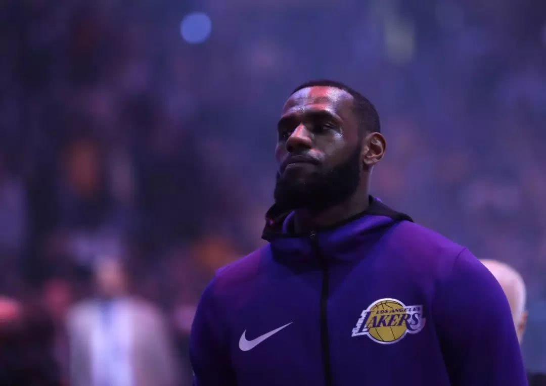 基米希：卡尔？能在拜仁表现出色并成为首发理应入选国家队（基米希：卡尔只要在拜仁发挥出色并坐稳主力，就应当入选国家队）