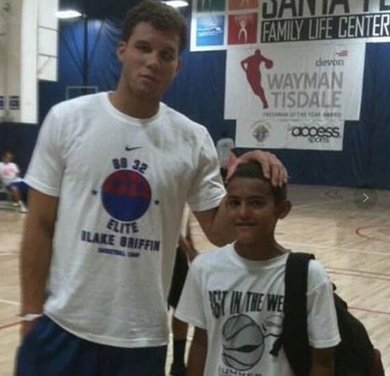 广东大胜合肥！徐杰统治级，胡明轩回二号位，杨溢展战略意义！（广东狂胜合肥！徐杰统治全场，胡明轩回归2号位，杨溢战略价值凸显）